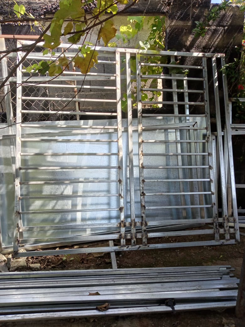 Ventana de aluminio corrediza instalada en Santo Domingo — Tayer El Buen Pastor